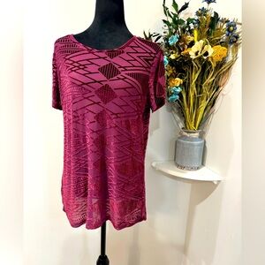 Hannah Sheer Burgundy short sleeve soft feel Top - Size Medium